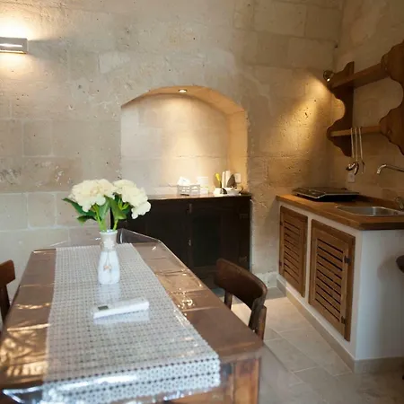 Holiday home Sassi E Virtu