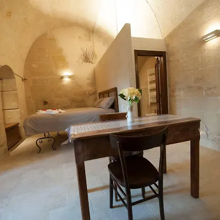 Holiday home Sassi E Virtu *